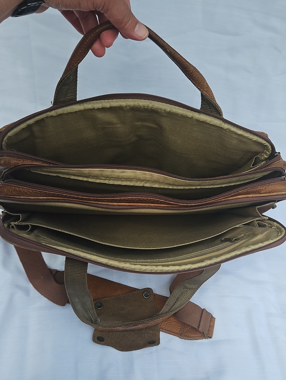 Vintage LL Bean Leather Messenger Briefcase Laptop Shoulder Bag Brown 0DMU1 - Picture 4 of 16